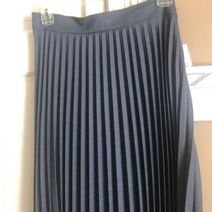 Beautiful dark jean pleated midi skirt